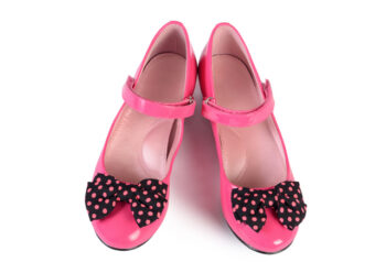 Pink shoes with bows