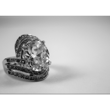 Stunning diamond ring black and white